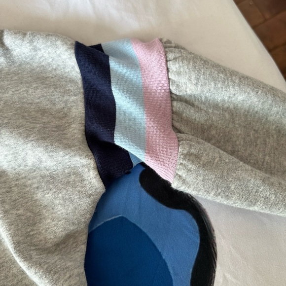 Girls Levi’s sweater sz M - Picture 2 of 4